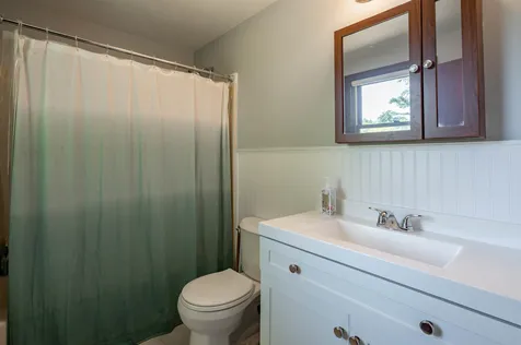 41 Lund Drive Hudson NH 03051