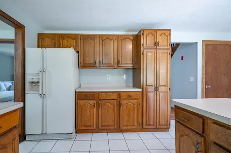 41 Lund Drive Hudson NH 03051
