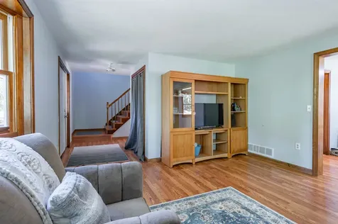 41 Lund Drive Hudson NH 03051