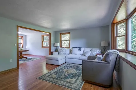 41 Lund Drive Hudson NH 03051