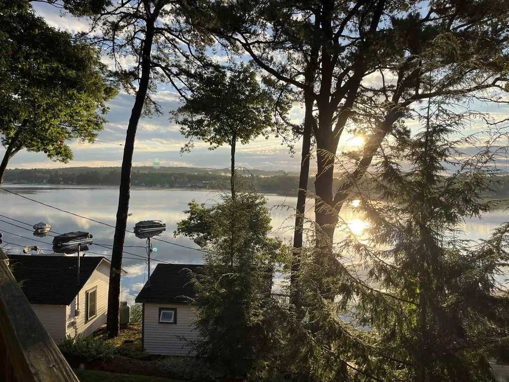 885 Laconia Road Tilton NH 03276