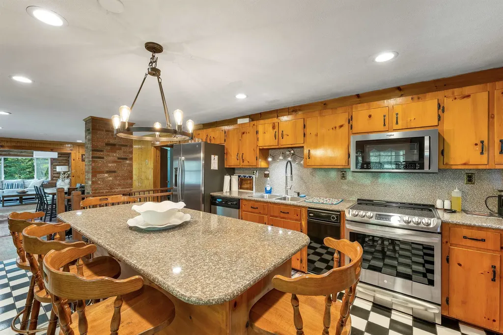 15 Haven Road Sanbornton NH 03269