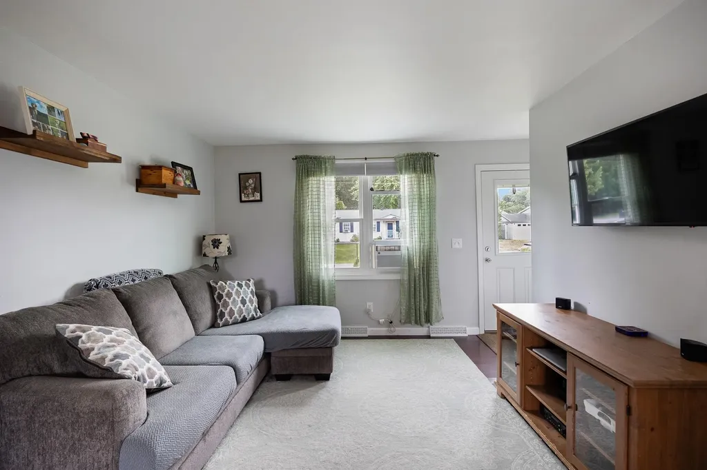 115 Sunny View Drive Jericho VT 05465
