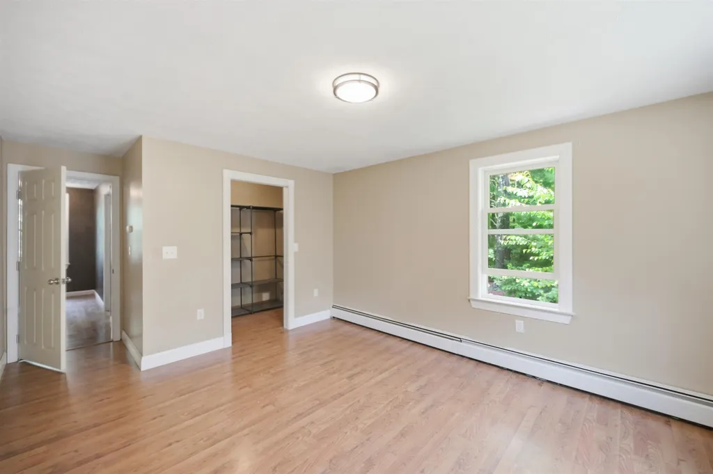95 Whittier Drive Fremont NH 03044