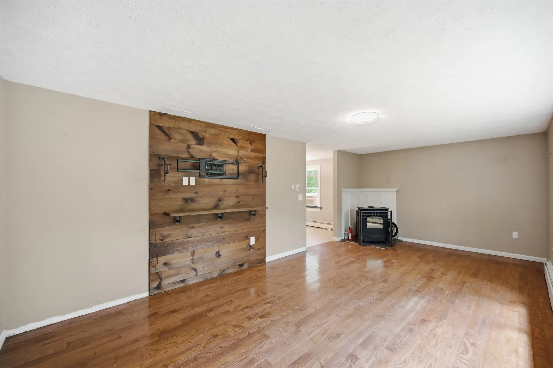95 Whittier Drive Fremont NH 03044