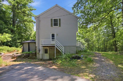 95 Whittier Drive Fremont NH 03044