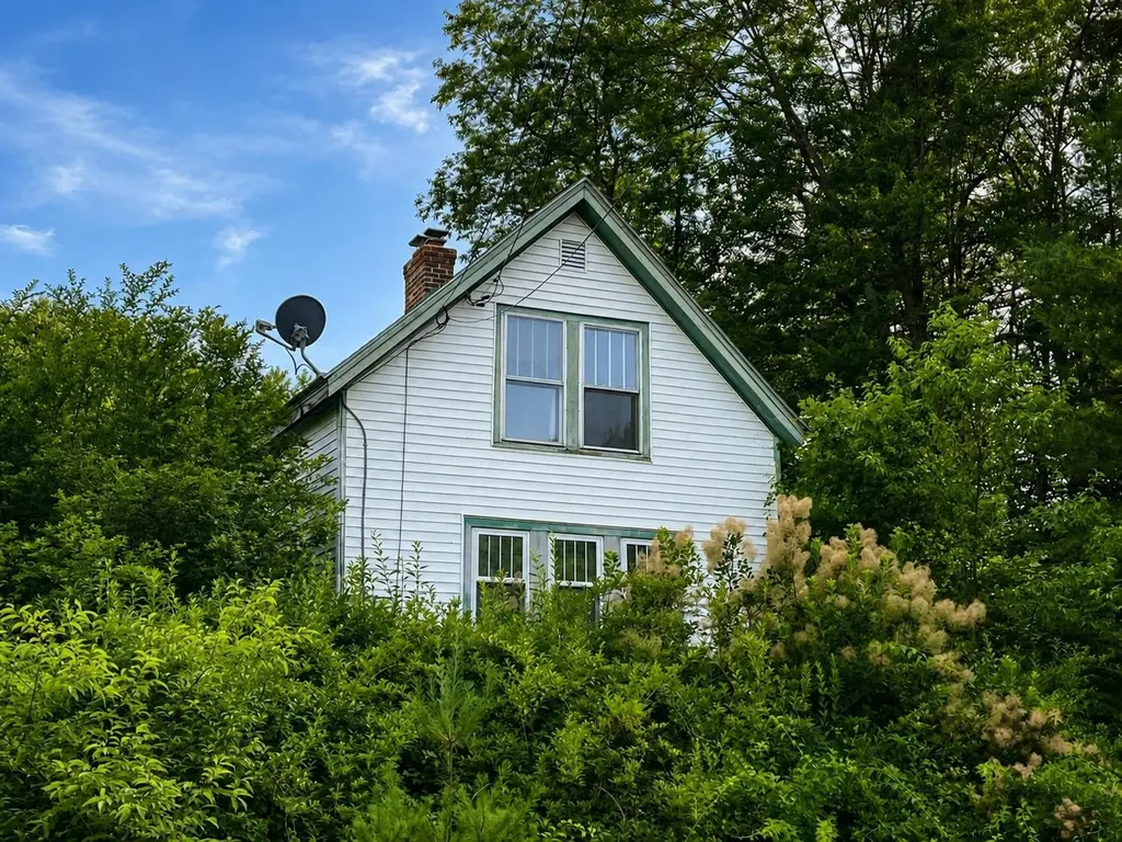 1 Tash Road New Durham NH 03855