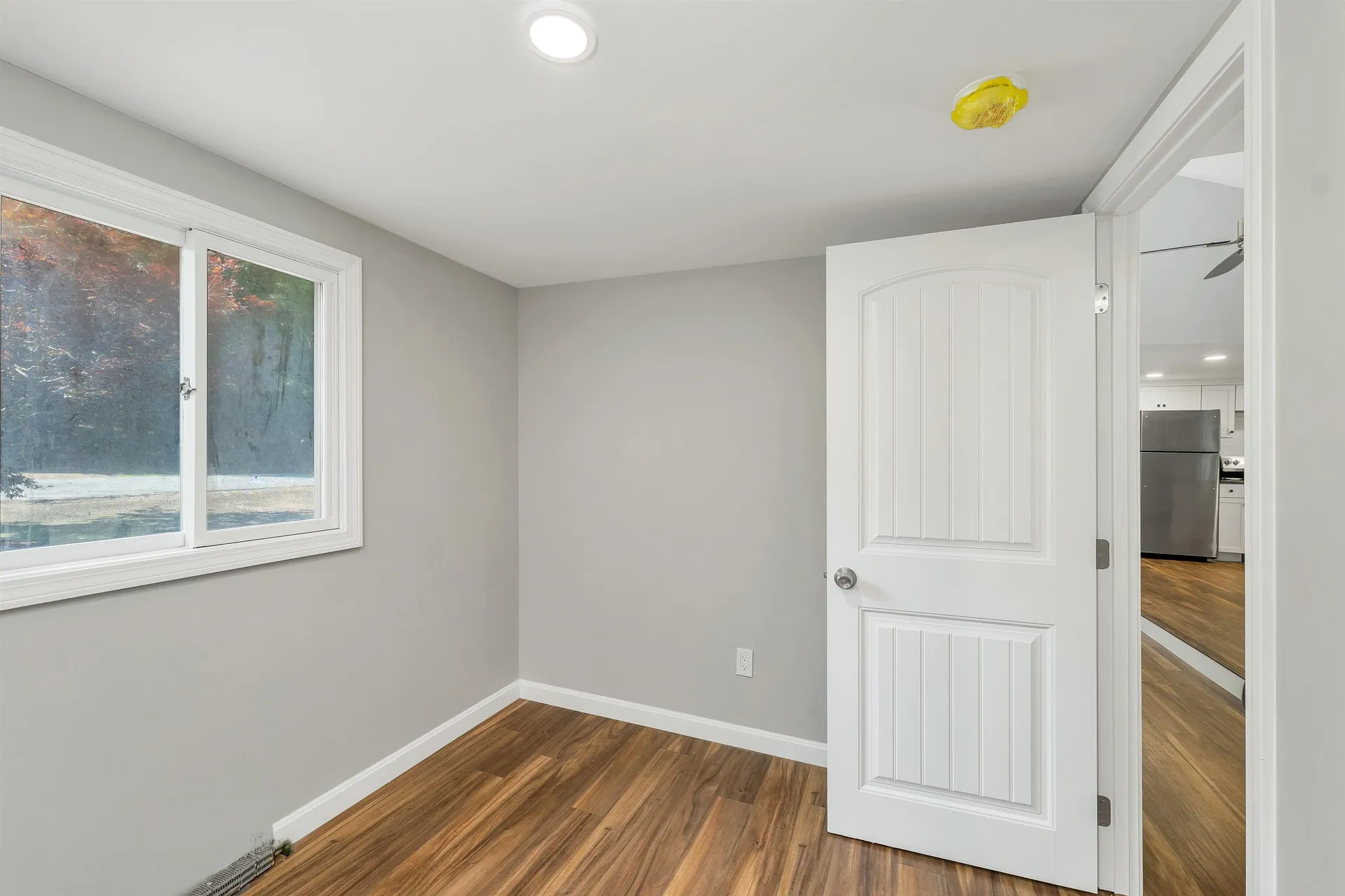 4 Loop Road Londonderry NH 03053