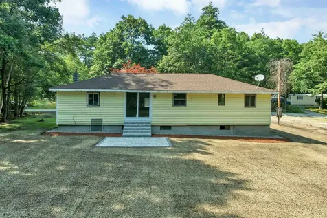4 Loop Road Londonderry NH 03053
