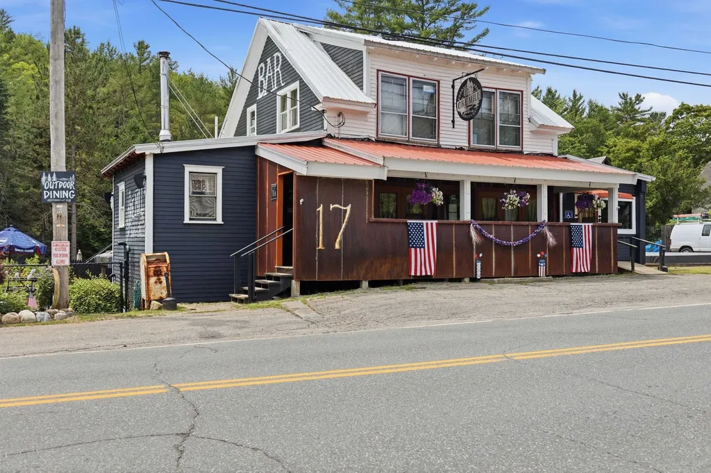 17 Lake Tarleton Road Warren NH 03279