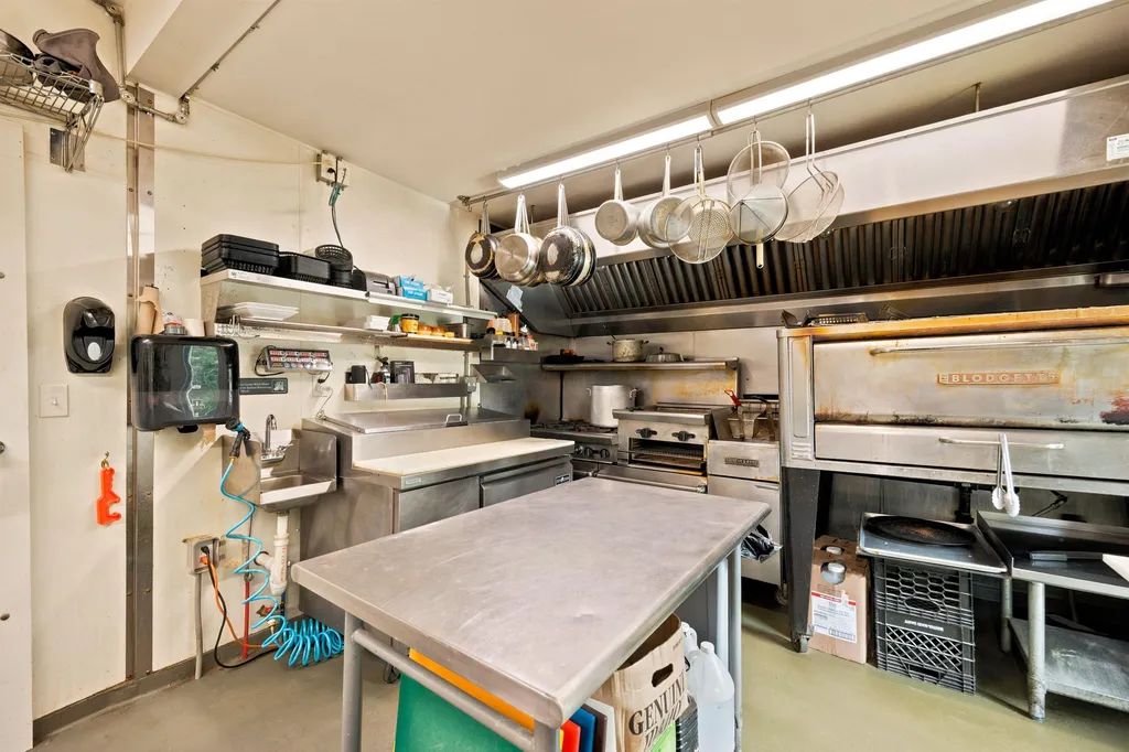 17 Lake Tarleton Road Warren NH 03279