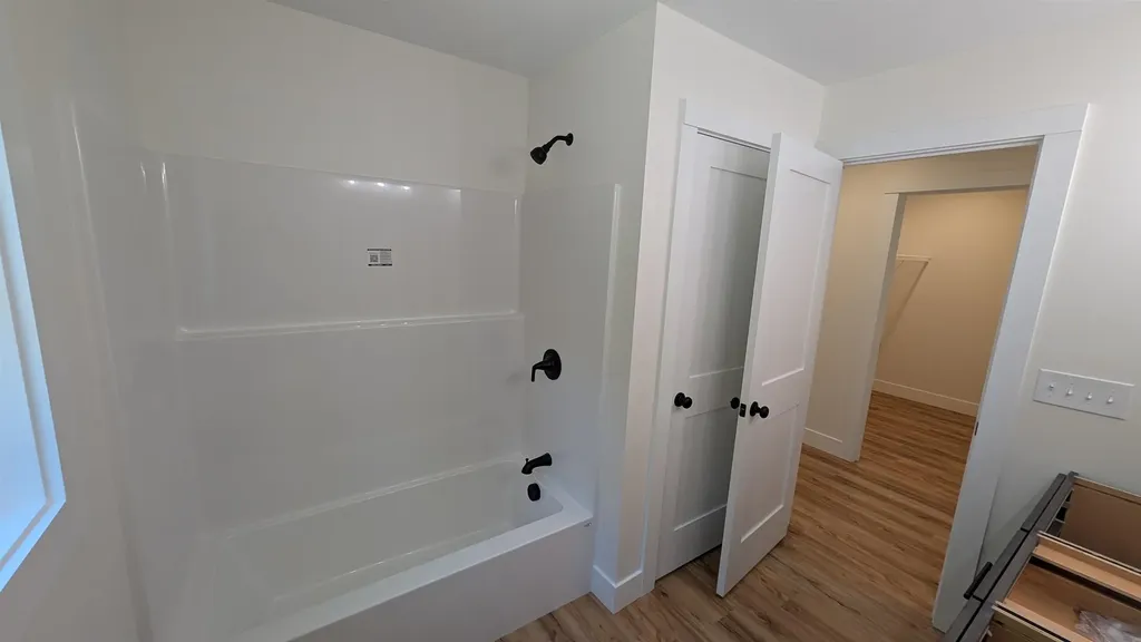 156 Whiting Hill Road Milford NH 03055