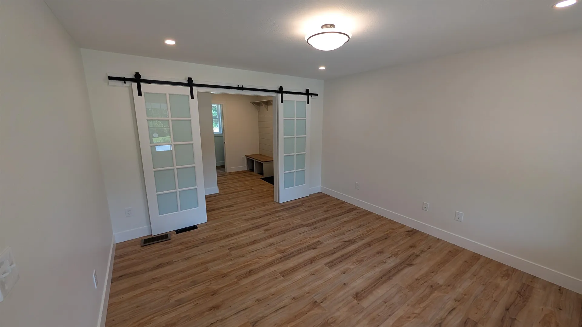 156 Whiting Hill Road Milford NH 03055
