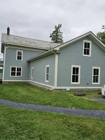 3795 Vt Rte 7 Route Charlotte VT 05445