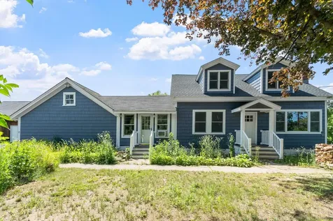 8 Island Pond Road Pelham NH 03076