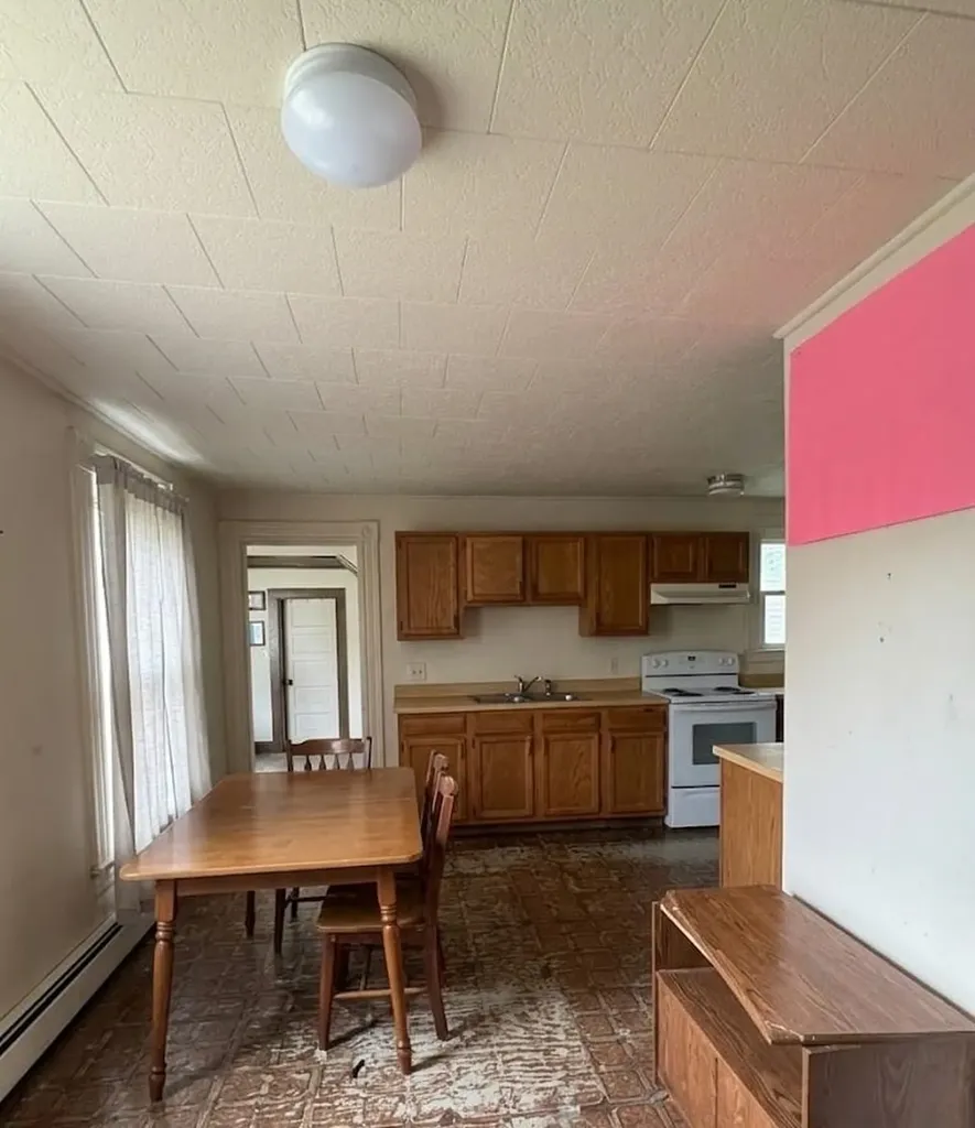 34 Myrtle Street Hillsborough NH 03244