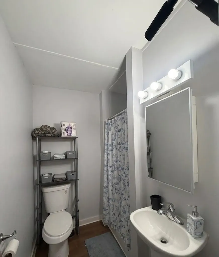 34 Myrtle Street Hillsborough NH 03244