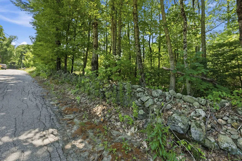Breezy Hill Road Bradford NH 03221