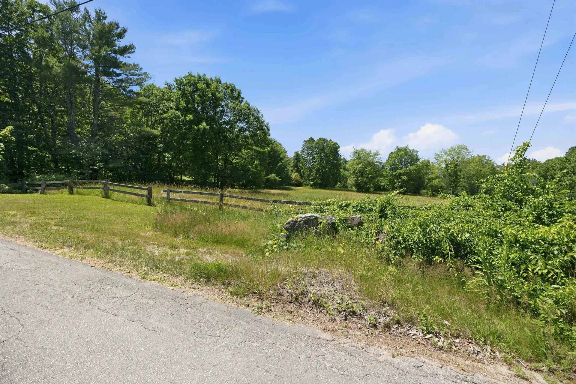 Breezy Hill Road Bradford NH 03221