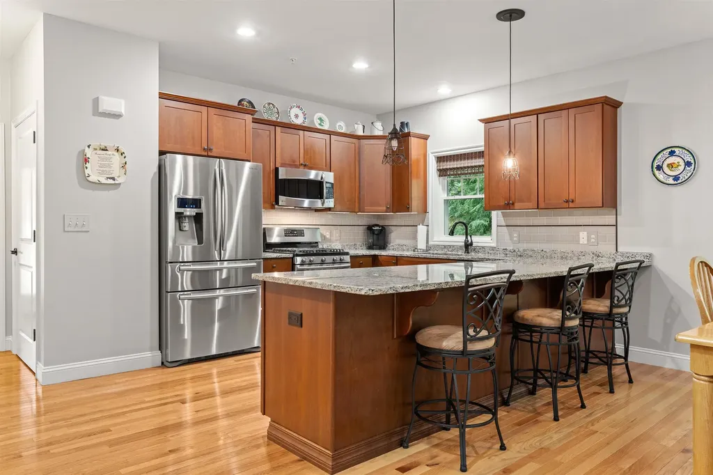 32 Birch Circle Brentwood NH 03833