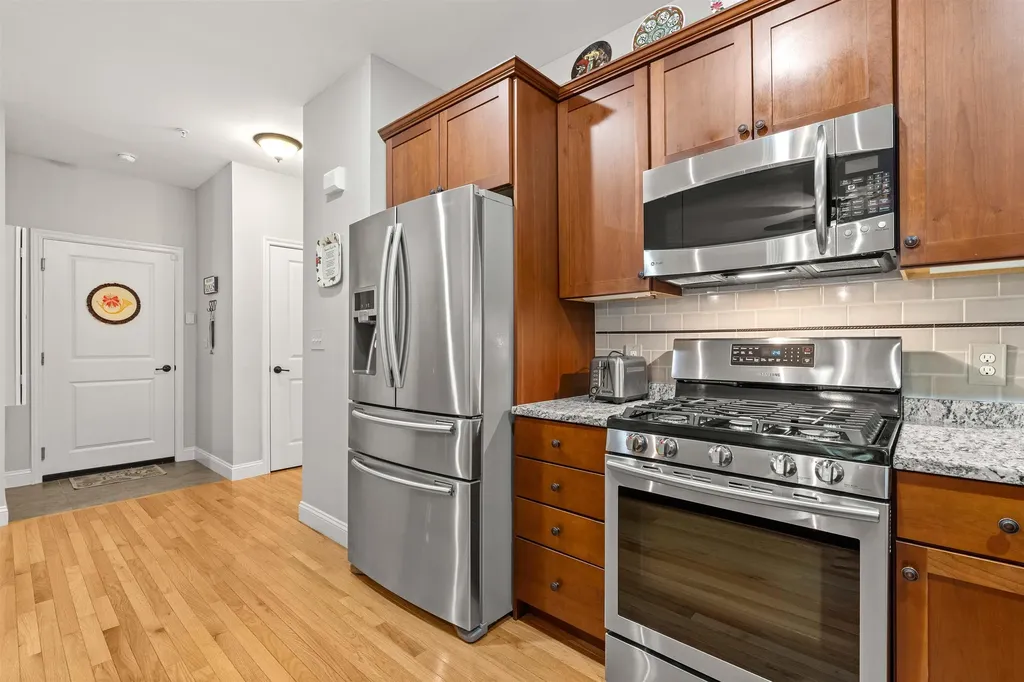 32 Birch Circle Brentwood NH 03833