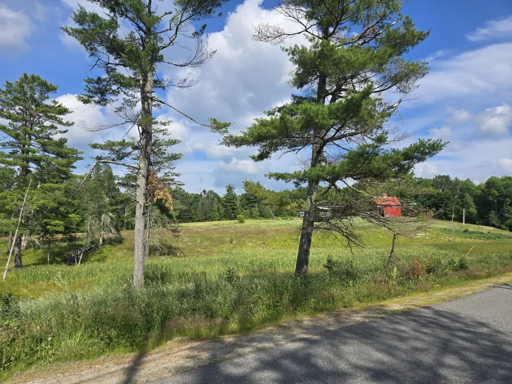 12 N. Fletcher Road Groton NH 03241