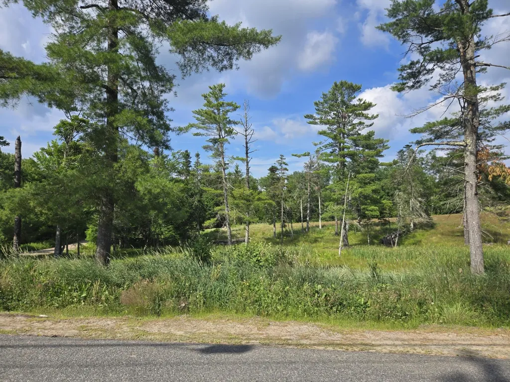 12 N. Fletcher Road Groton NH 03241