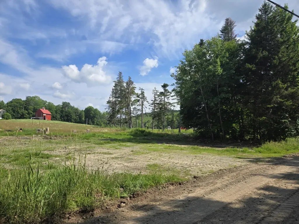 12 N. Fletcher Road Groton NH 03241