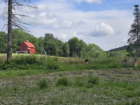 12 N. Fletcher Road Groton NH 03241