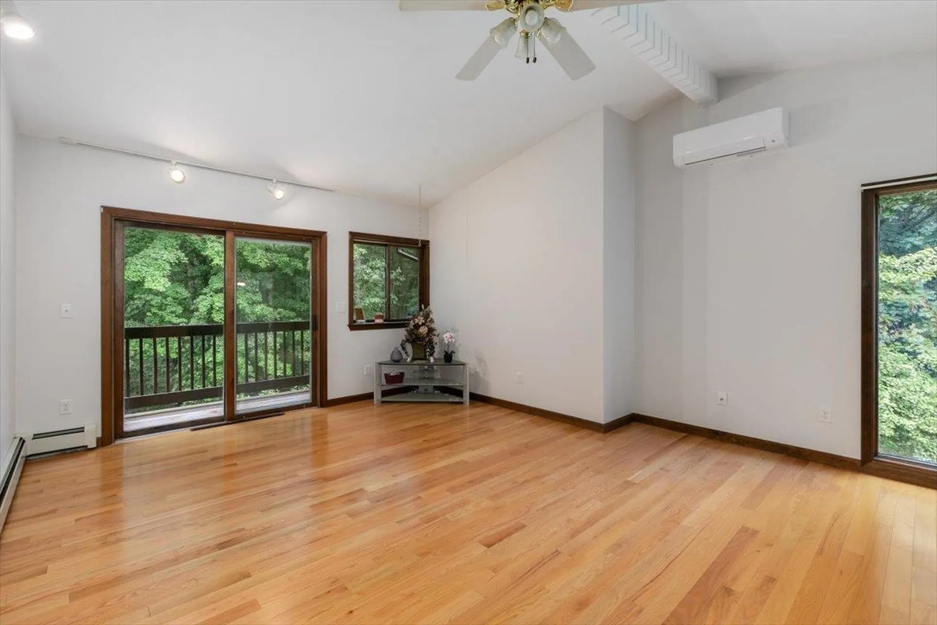6 Jo-dan Lane Methuen MA 01844
