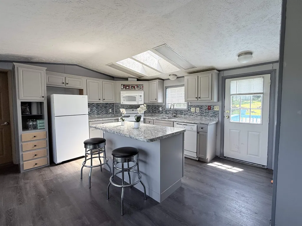 4056 Middle Road Clarendon VT 05759