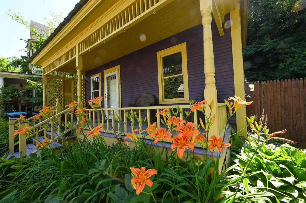 240 Lower Main E Street Johnson VT 05656