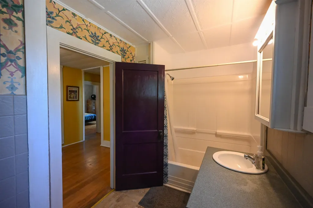 240 Lower Main E Street Johnson VT 05656