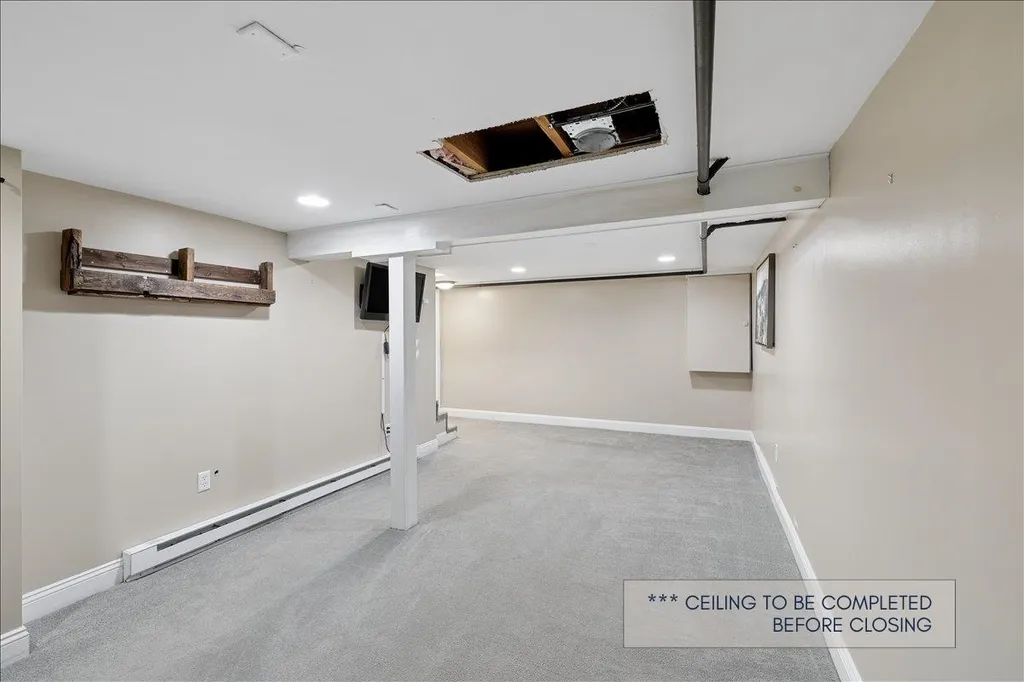 202 Holly Avenue Manchester NH 03103
