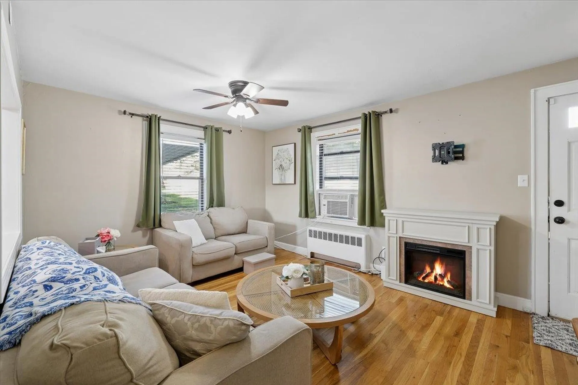 202 Holly Avenue Manchester NH 03103