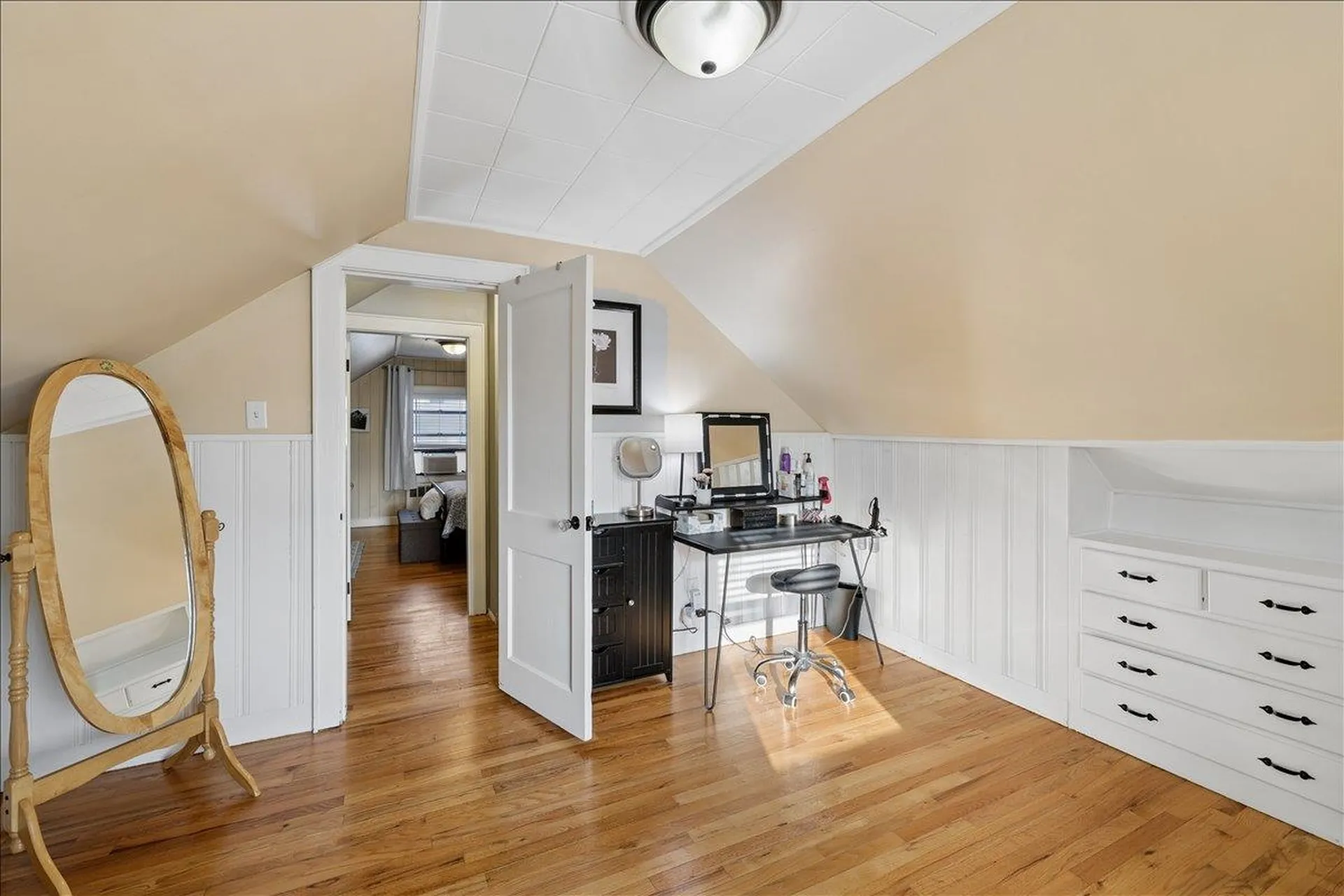202 Holly Avenue Manchester NH 03103