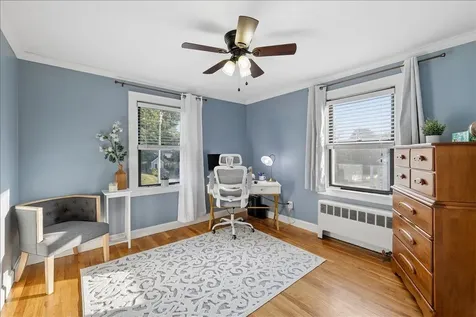 202 Holly Avenue Manchester NH 03103