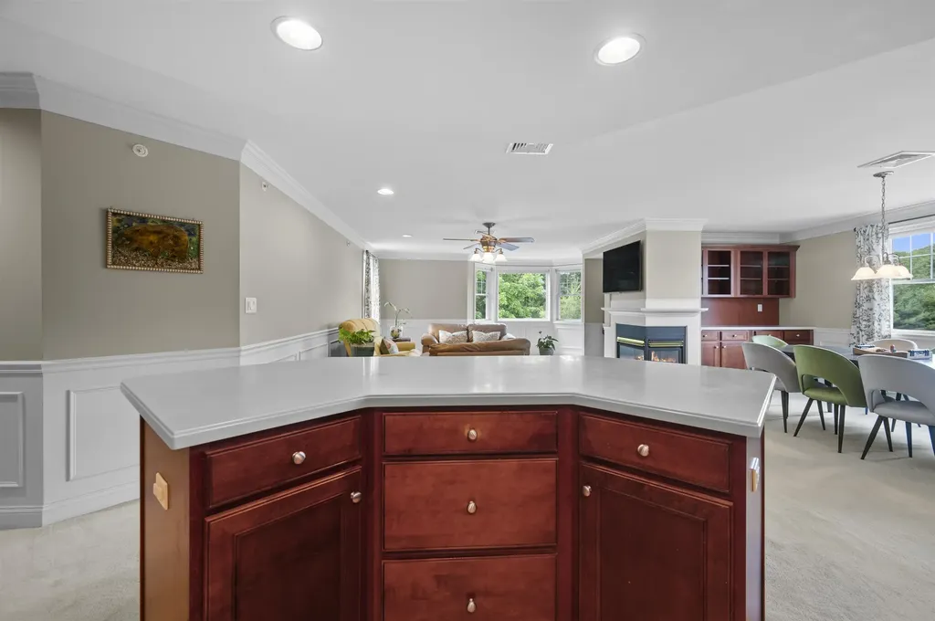 2 Sterling Hill Lane Exeter NH 03833