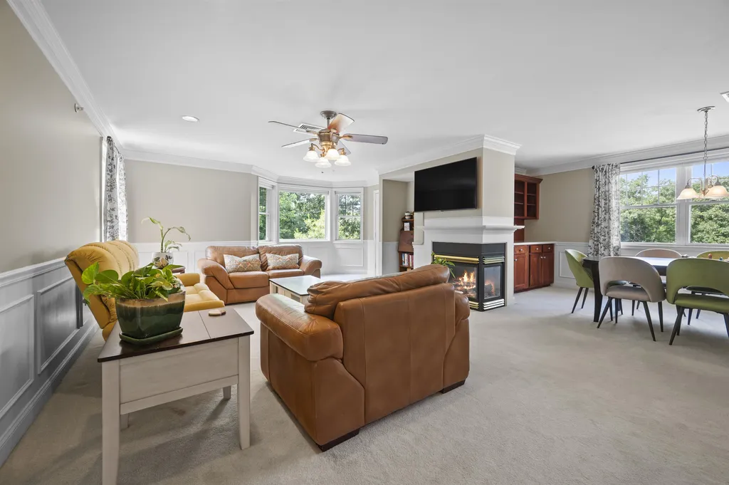 2 Sterling Hill Lane Exeter NH 03833