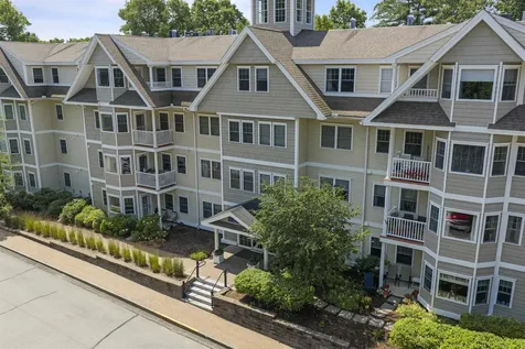2 Sterling Hill Lane Exeter NH 03833