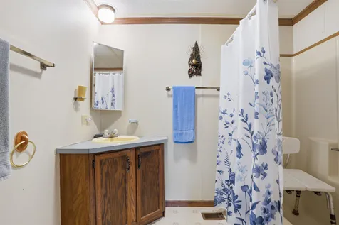 26 Deer Path Hopkinton NH 03229