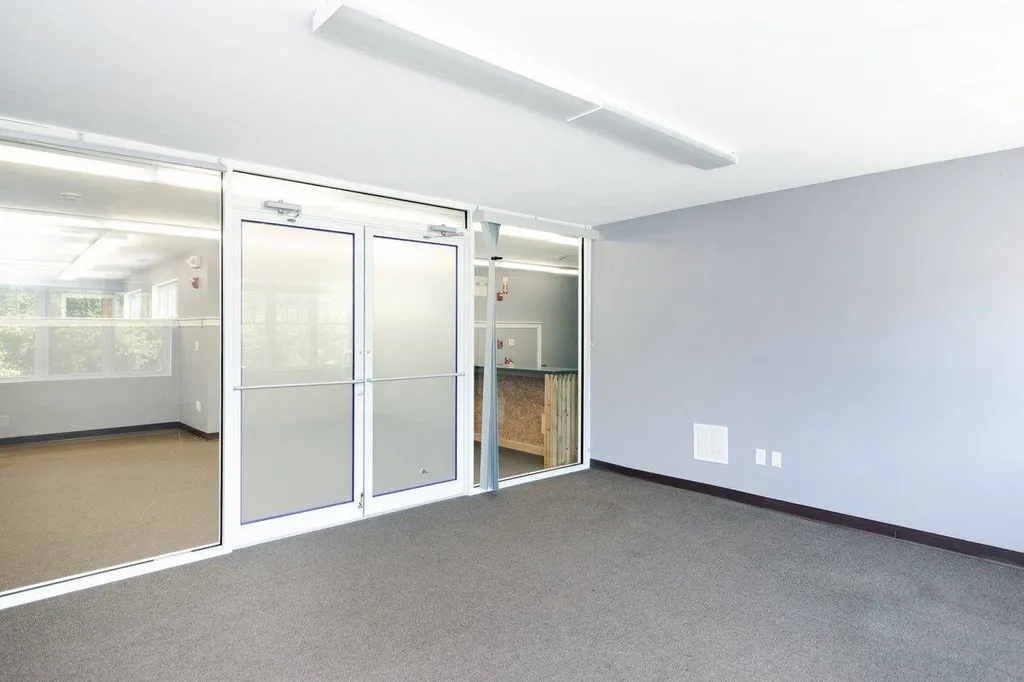 10 Bridge Street Pelham NH 03076