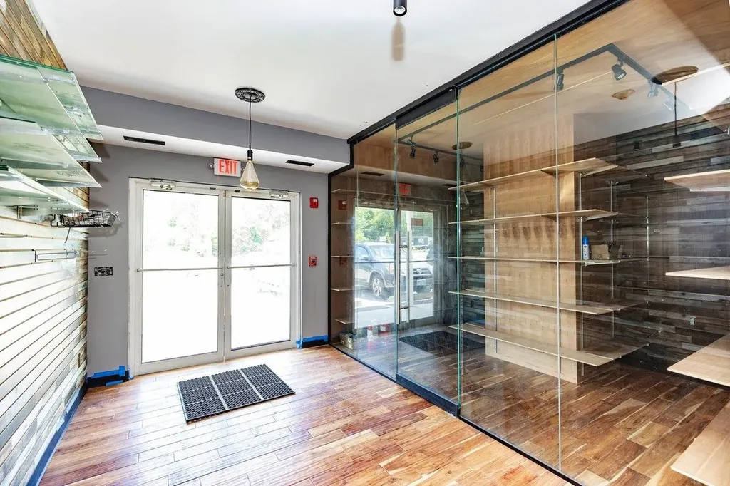 10 Bridge Street Pelham NH 03076