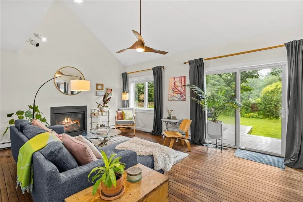 32 Tracy Lane Shelburne VT 05482