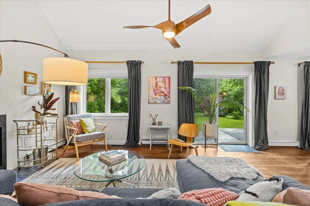 32 Tracy Lane Shelburne VT 05482