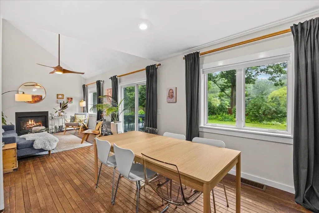 32 Tracy Lane Shelburne VT 05482