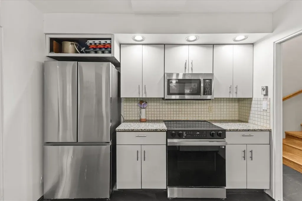 32 Tracy Lane Shelburne VT 05482