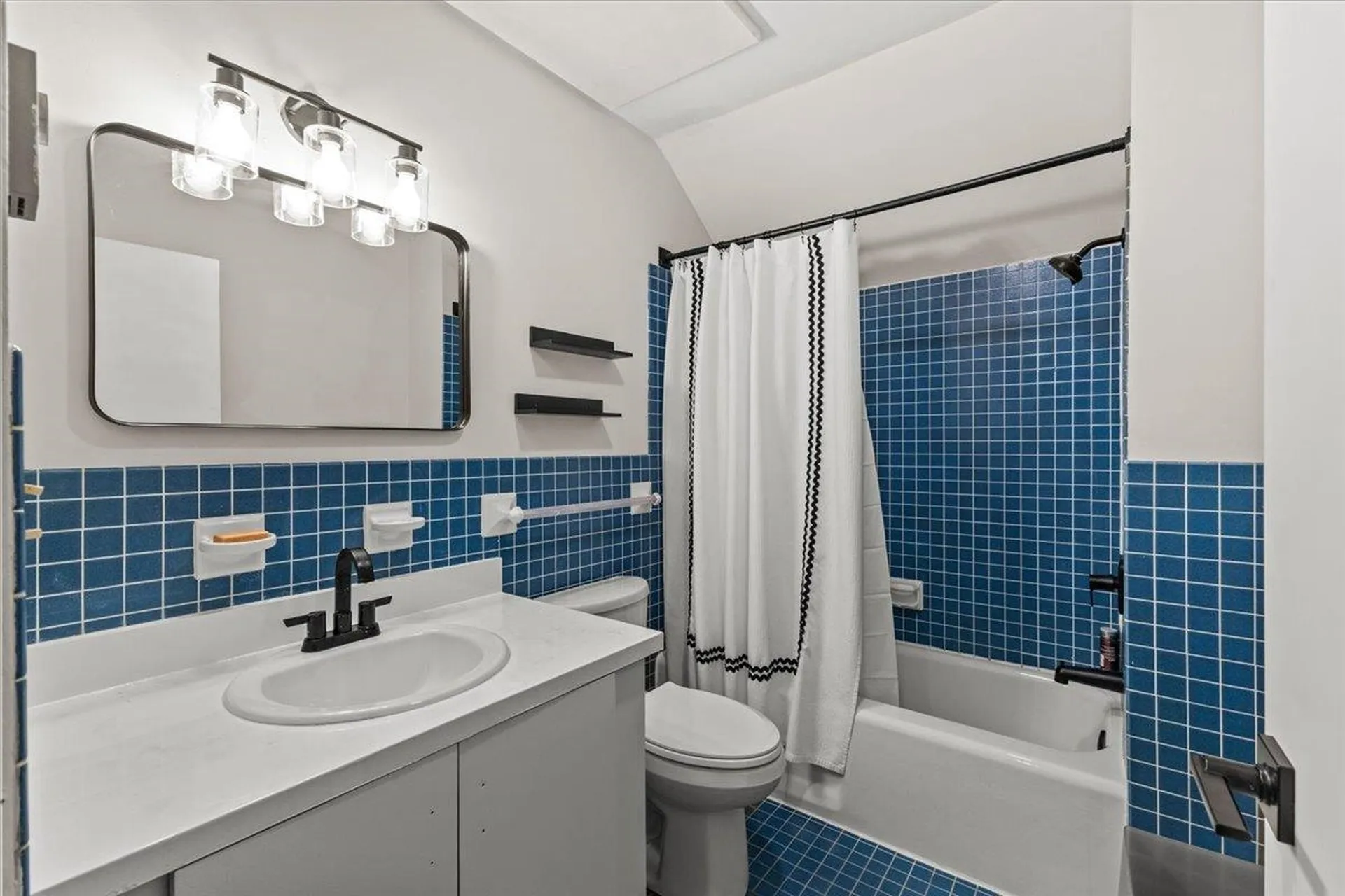 32 Tracy Lane Shelburne VT 05482