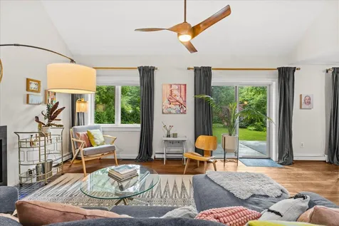 32 Tracy Lane Shelburne VT 05482