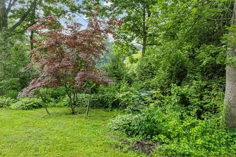 32 Tracy Lane Shelburne VT 05482